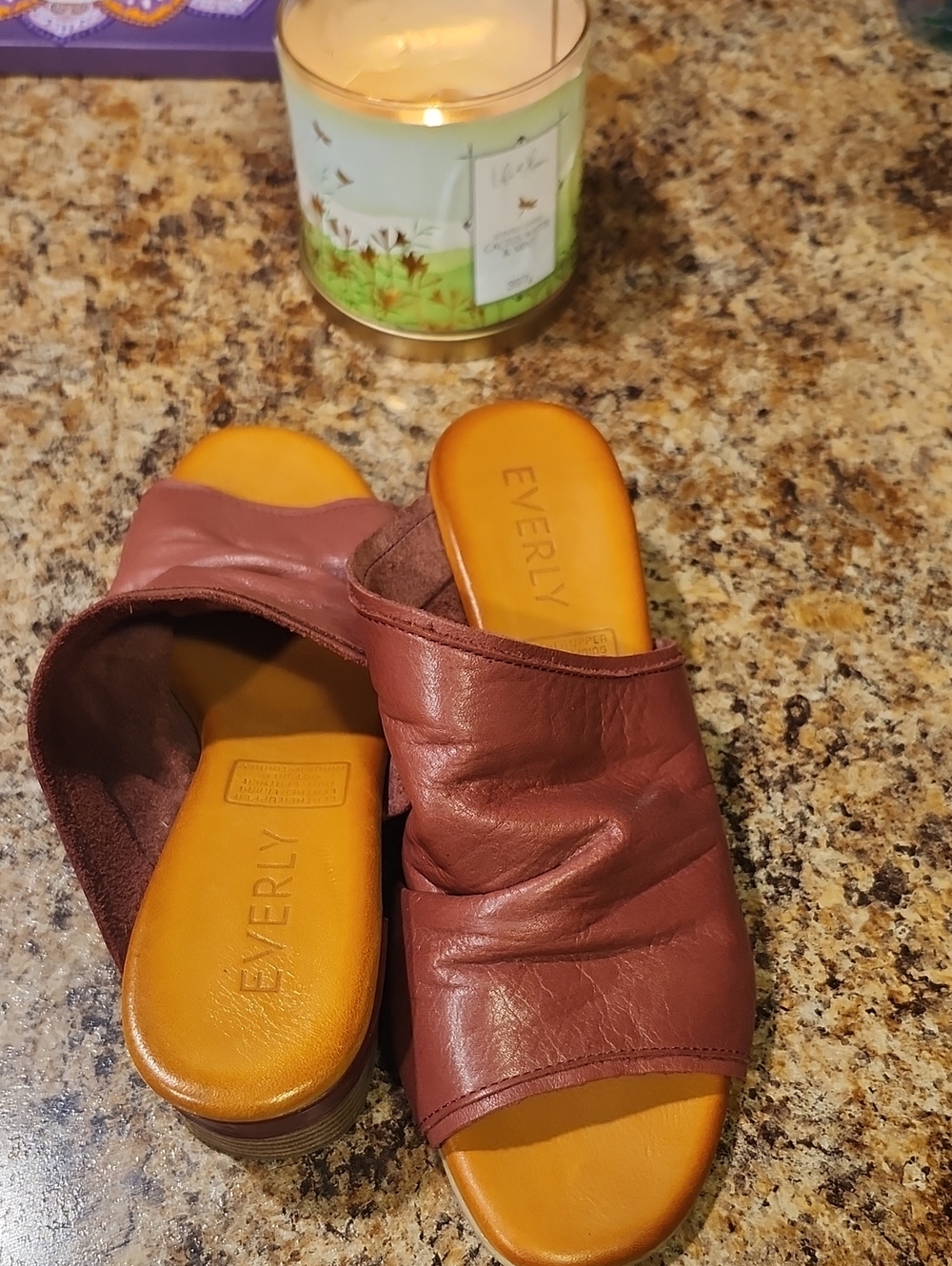 Everly Womens Burgundy Ruched Leather Slide Mules